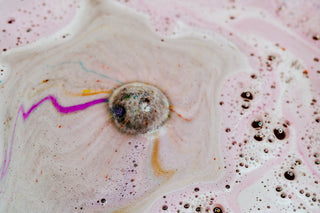 Carbon Poppy Bath Bomb - Black Opium Inspired